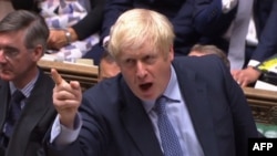 Thủ Tướng Boris Johnson tại Quốc Hội. ÔngJohnson phát biểu trong phiên chất vấn đầu tiên tại Hạ Viện ở London. Ảnh chụp từ video ngày 4/9/2019. (AFP PHOTO / PRU " 